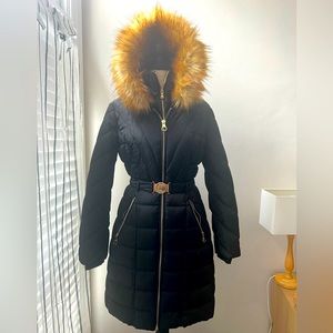 Guess Women's Belted Faux Fur Trim Hooded Puffer Coat Medium Black